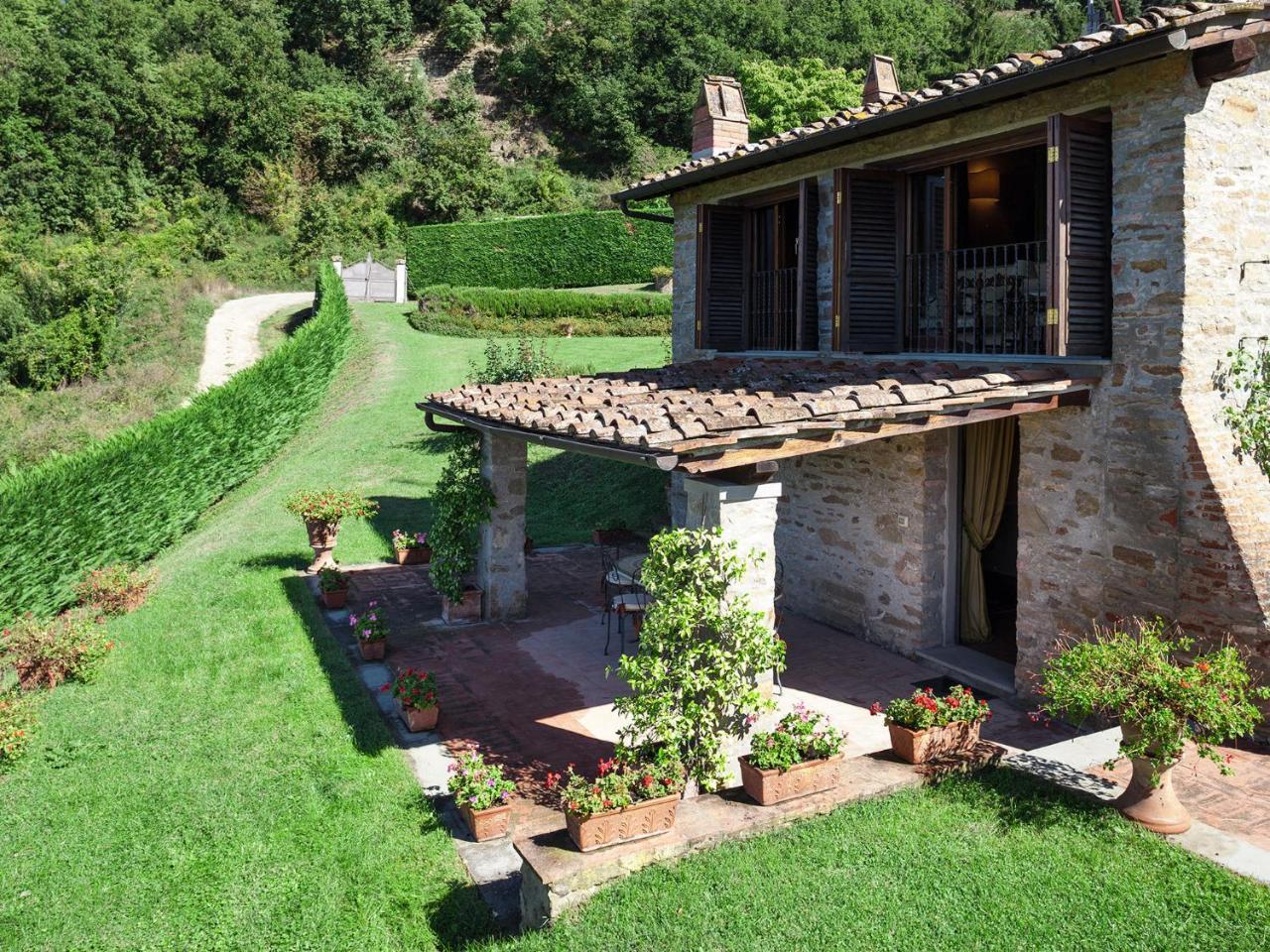 Villa Eleonora Ampinana Exteriör bild