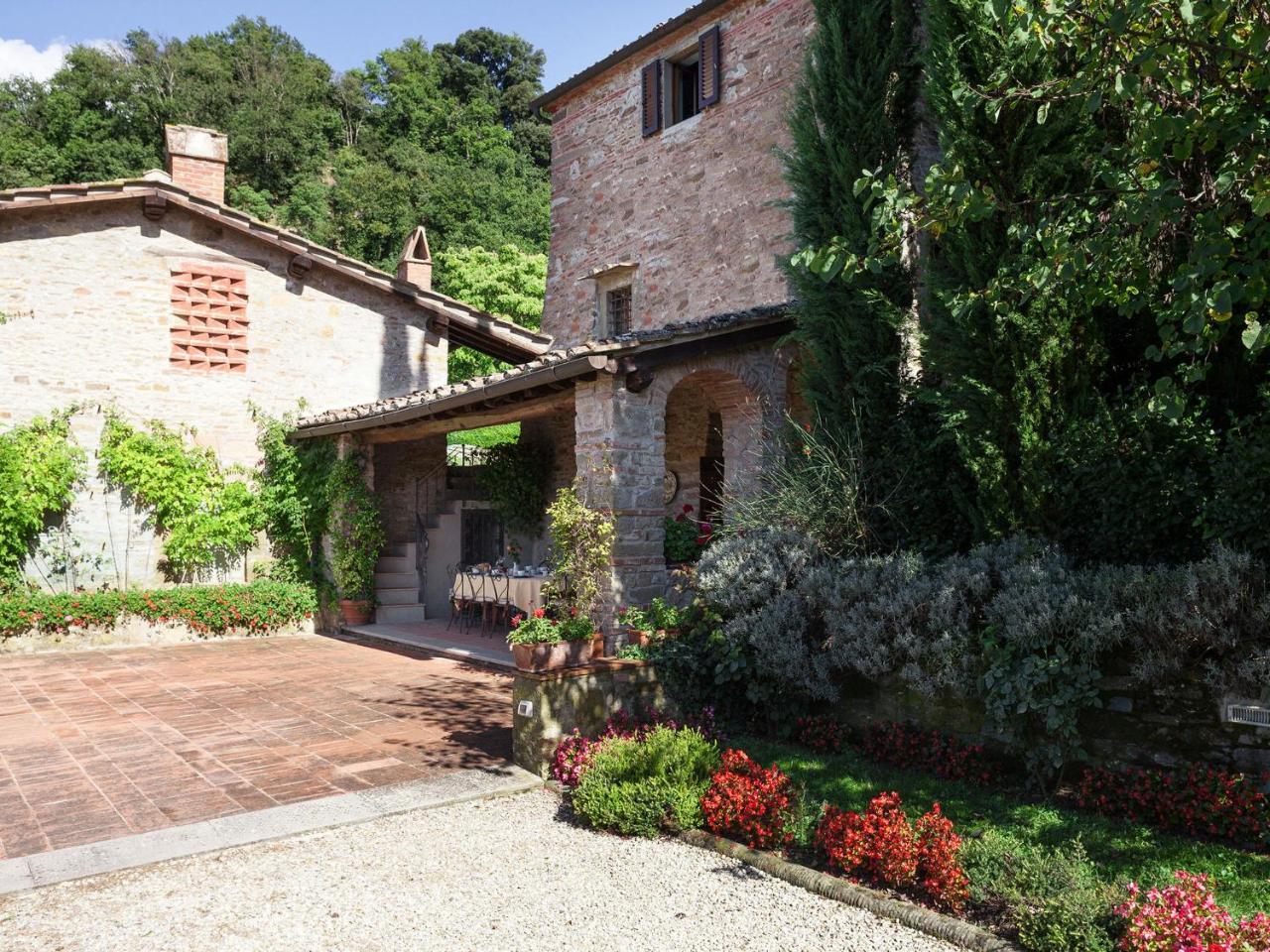 Villa Eleonora Ampinana Exteriör bild